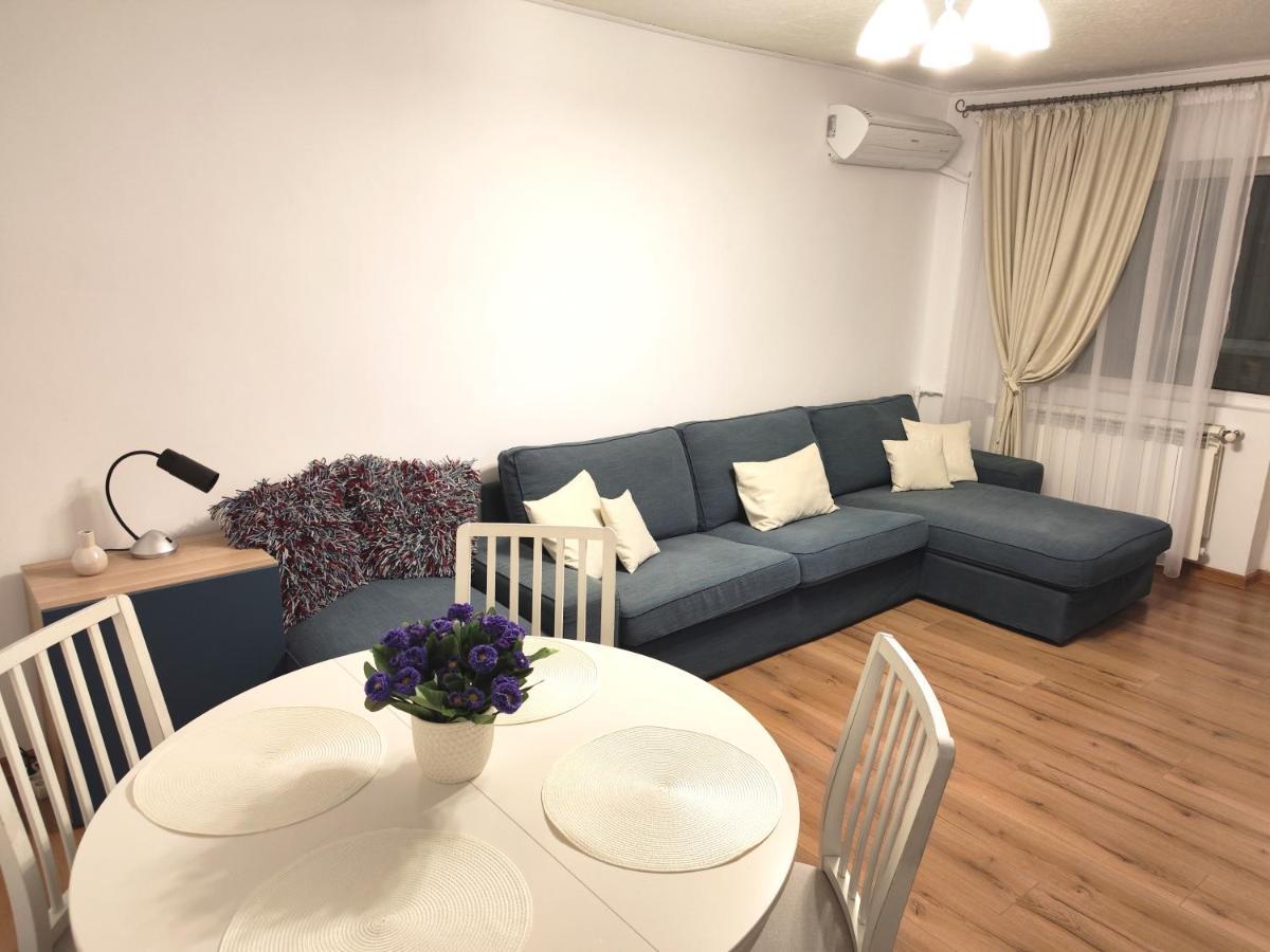 Platinum Apartment - Apartament Cu 3 Camere, 2 Dormitoare, 2 Bai, Bucatarie Complet Utilata, 2 Balcoane Bukares Bagian luar foto