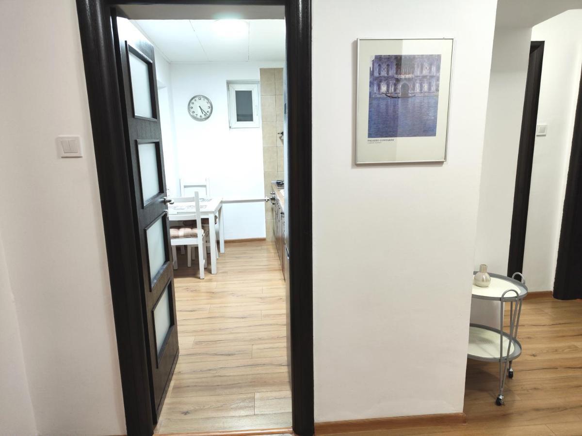 Platinum Apartment - Apartament Cu 3 Camere, 2 Dormitoare, 2 Bai, Bucatarie Complet Utilata, 2 Balcoane Bukares Bagian luar foto
