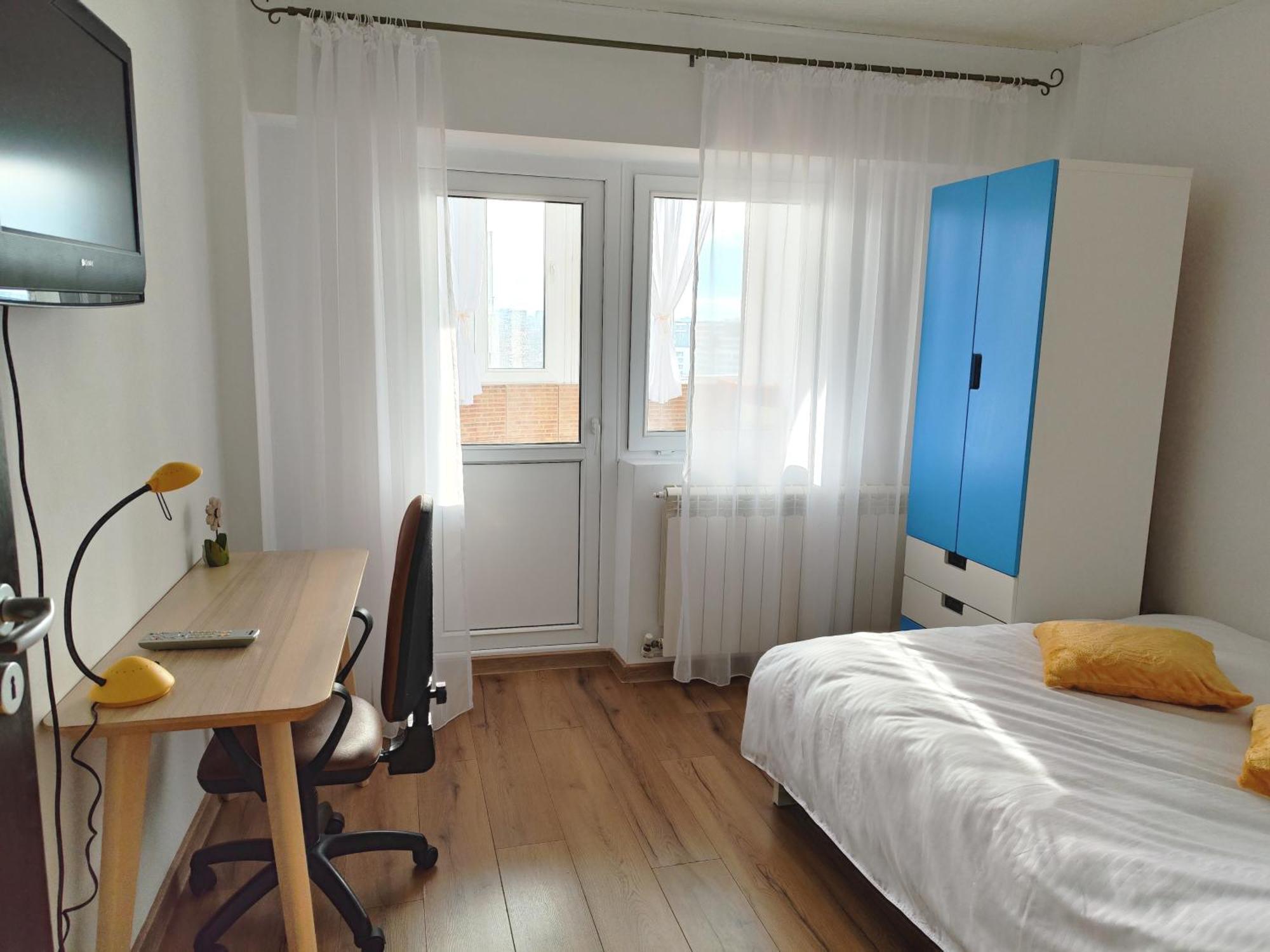 Platinum Apartment - Apartament Cu 3 Camere, 2 Dormitoare, 2 Bai, Bucatarie Complet Utilata, 2 Balcoane Bukares Bagian luar foto