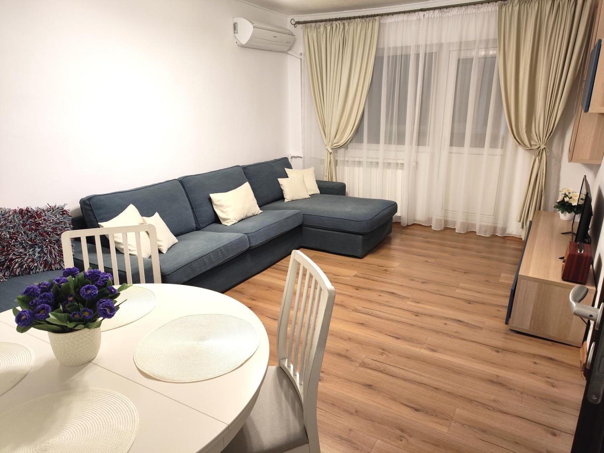 Platinum Apartment - Apartament Cu 3 Camere, 2 Dormitoare, 2 Bai, Bucatarie Complet Utilata, 2 Balcoane Bukares Bagian luar foto