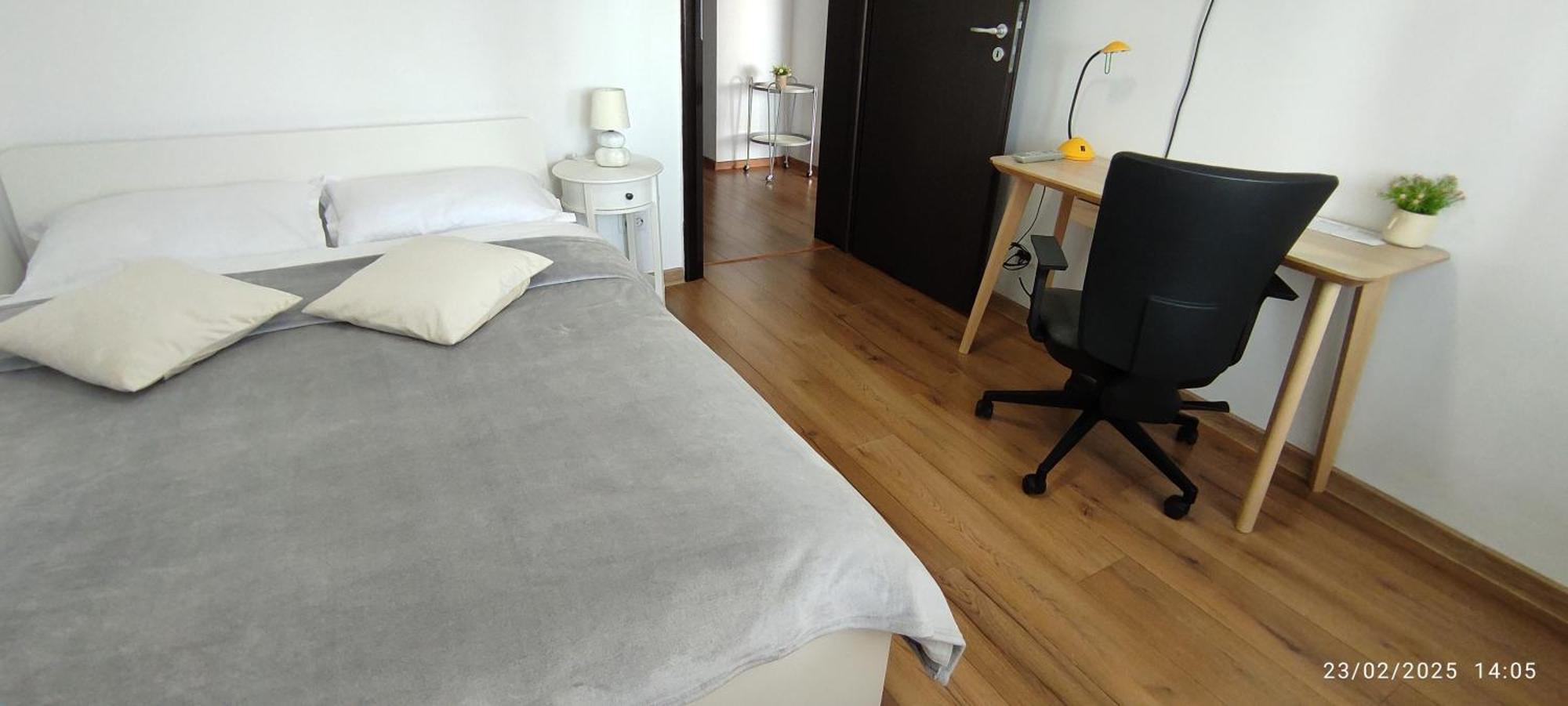 Platinum Apartment - Apartament Cu 3 Camere, 2 Dormitoare, 2 Bai, Bucatarie Complet Utilata, 2 Balcoane Bukares Bagian luar foto